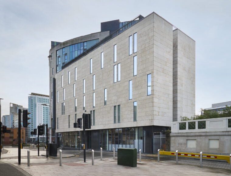 Four Points Flex Cardiff