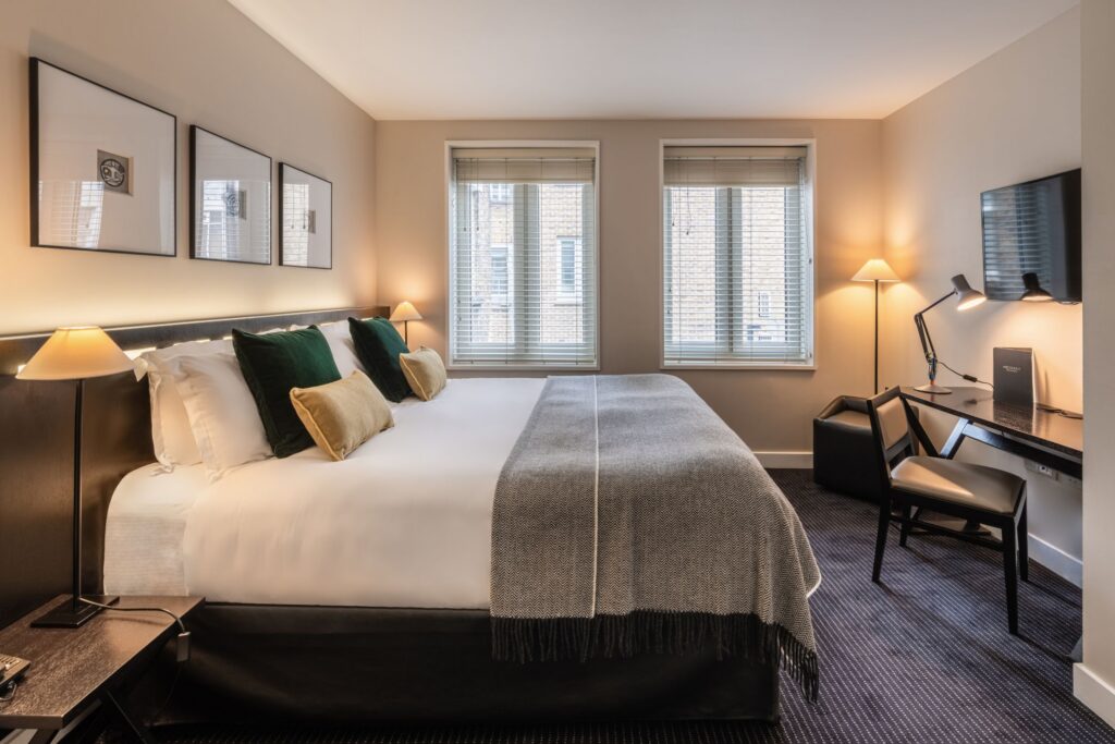 The Resident Soho The Superior King Bedroom